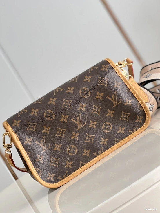 Nano Diane VUITTON LOUIS 0409